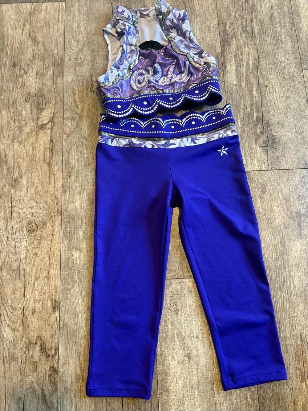 Rebel athletic set YL pants and AXS top